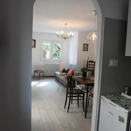 Casa Iride, Con Grazioso Giardino Apartman Ravenna