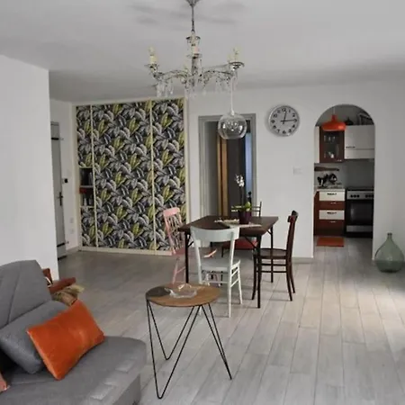 Casa Iride, Con Grazioso Giardino アパート