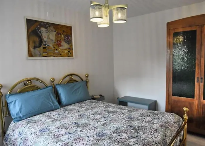 Casa Iride, Con Grazioso Giardino Apartment